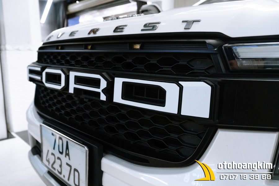 mat-ca-lang-ford-ranger-2022-co-led-1